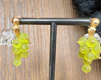 Vintage Frosted Green Grape Cluster Earrings in Gold