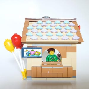 Custom Brick Build - Cute Espresso Coffee Shop 4.5in by 3.5in by 4in