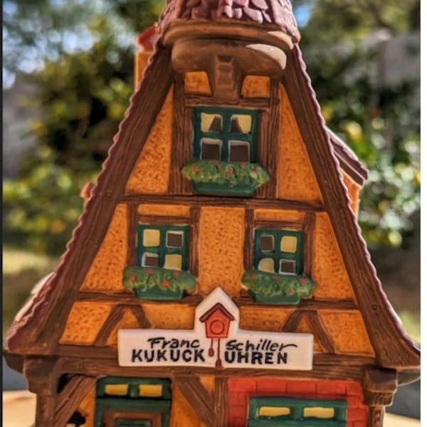 Dept 56 Kukuck Uhren 56191 Cuckoo Clock-Watches-Alpine Village -Heritage Village-Porcelain-German Gift-Village building-