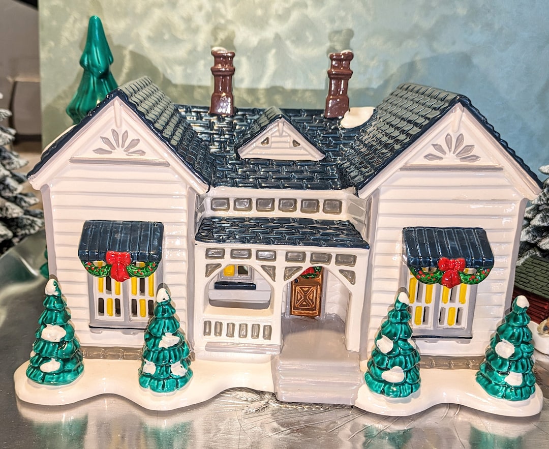Dept 56 Grandma's Cottage 54208 Snow Village christmas Trees in Front