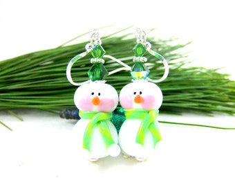 Snowman Earrings, Green White Snowmen Earrings, Christmas Earrings, Holiday Lampwork Earrings, Cute Christmas Jewelry, Fun Whimsical Winter