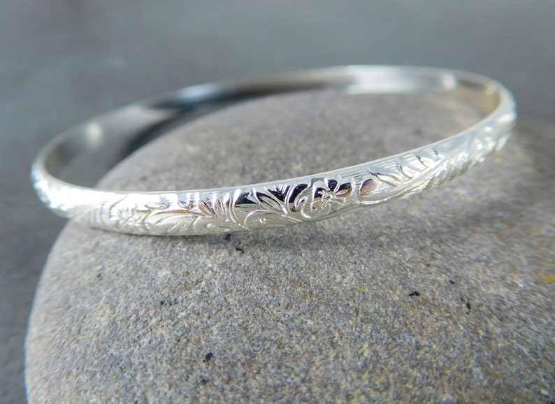 Nature Inspired Bangle, Flower & Leaf Pattern Stacking Bracelet, 4mm ...