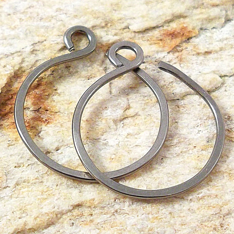 Niobium Hoop Earrings, Tiny Hypoallergenic Hoops image 2