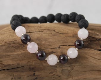 Capricorn Zodiac Sign Bracelet, Rose Quartz and Garnet Bracelet, Astrology Gifts, Capricorn Gift, Hand Crafted Jewelry, Stretch Bracelet