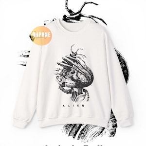 Vintage Alien SweatShirt | Retro Sci-Fi Unisex Sweat | 100% Cotton shirt