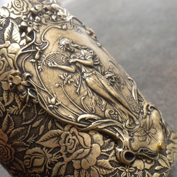 Bijoux Art Nouveau Bracelet manchette en laiton extra large