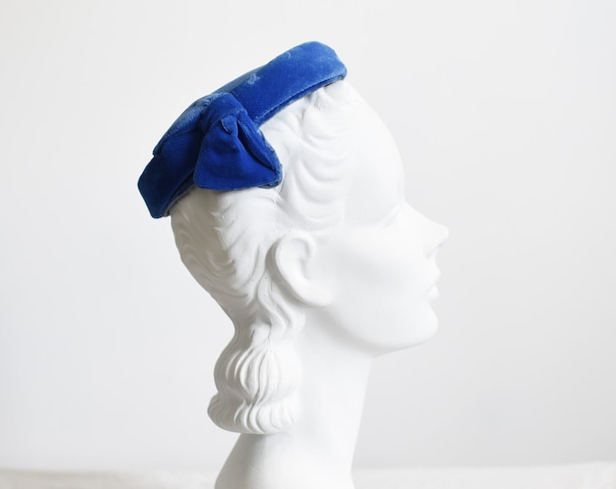 1950s Blue Velvet Hat