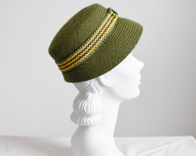 40s/50s Green Needlepoint Hat