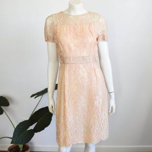 Spiderweb Lace 1960s Peach Dress - M
