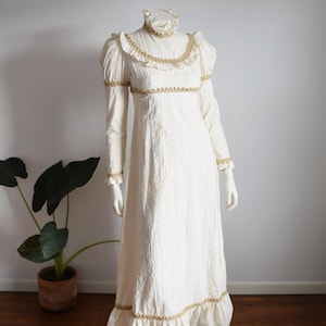 1970s Cream Cotton Eyelet Prairie Dress - XS