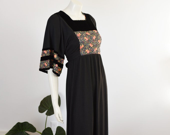 1970s Vicky Vaughn Lounge Dress - XS