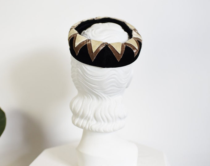 1950s Velvet Open Top Pillbox Hat