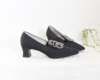 1960s Black Pumps With Silver Filigree Toe - 9