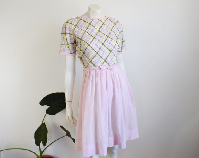 1960s Pink Embroidered Dress - S