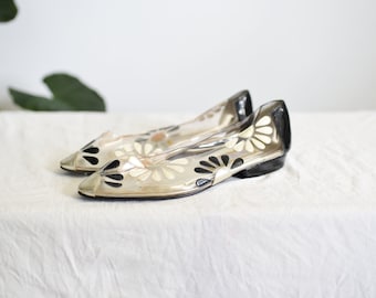 SALE 1990s Clear Daisy Flats - 9