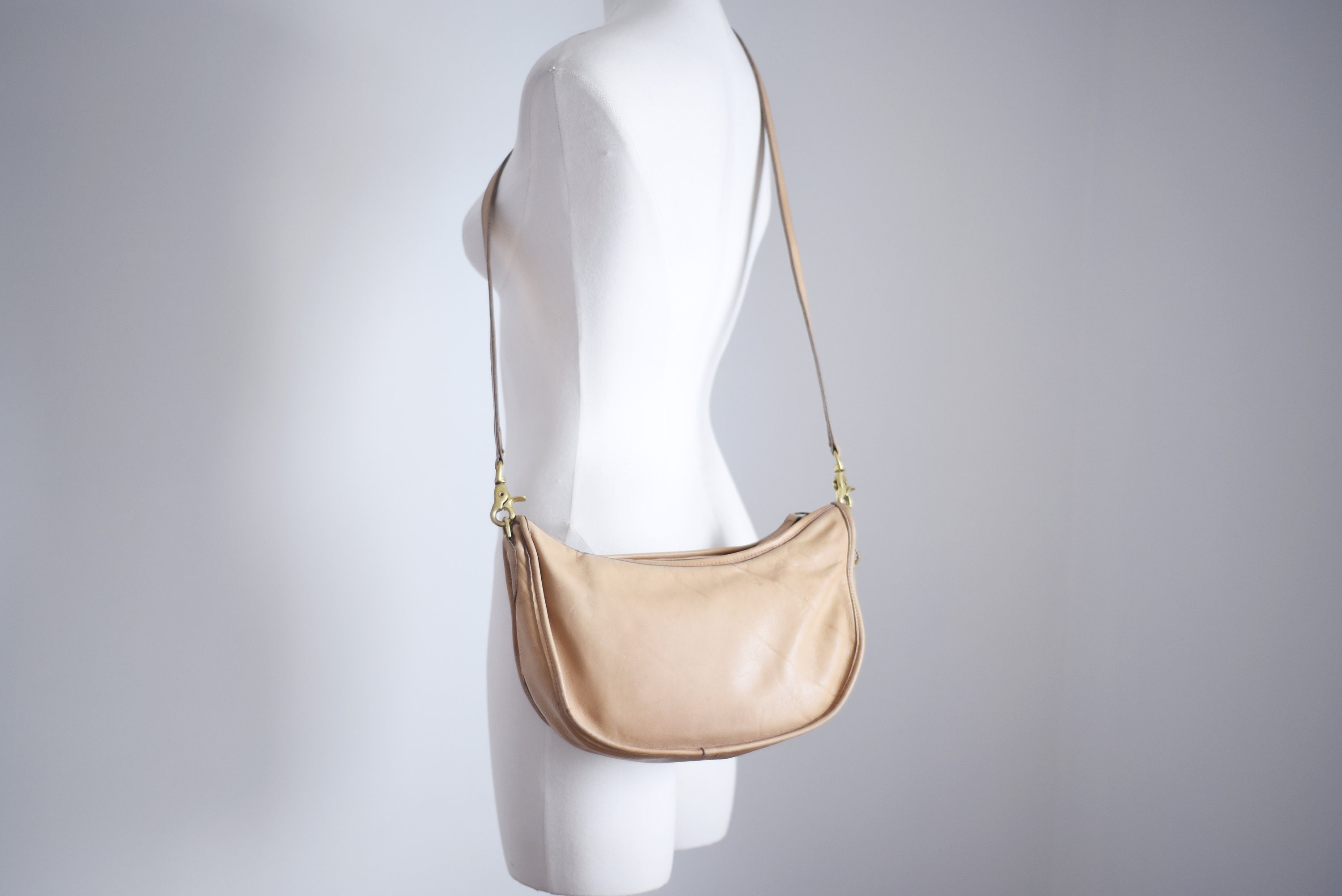 Introducing The Coach Swinger Bag - Review! - Fashion For Lunch.