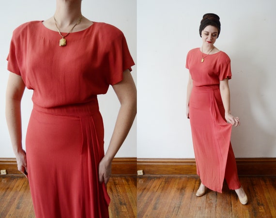 1940s Coral Pink Rayon Crepe Dress - L