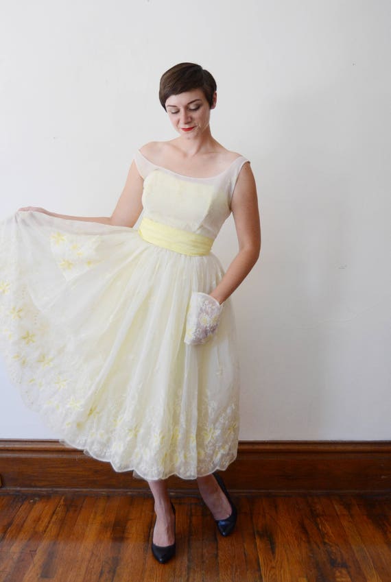 1950s White and Yellow Embroidered Dress - S - image 10