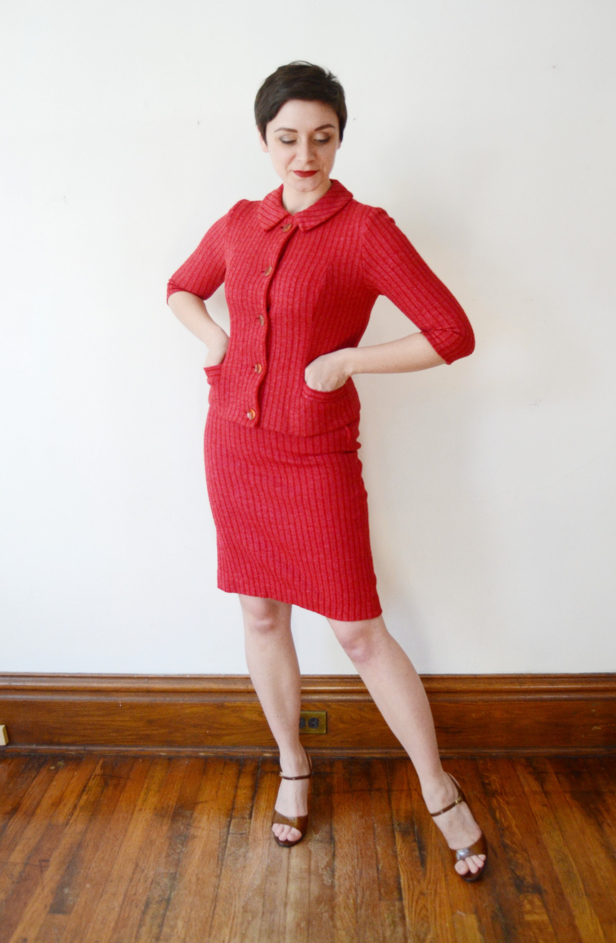 Early 1960s Red Knit Skirt Suit S