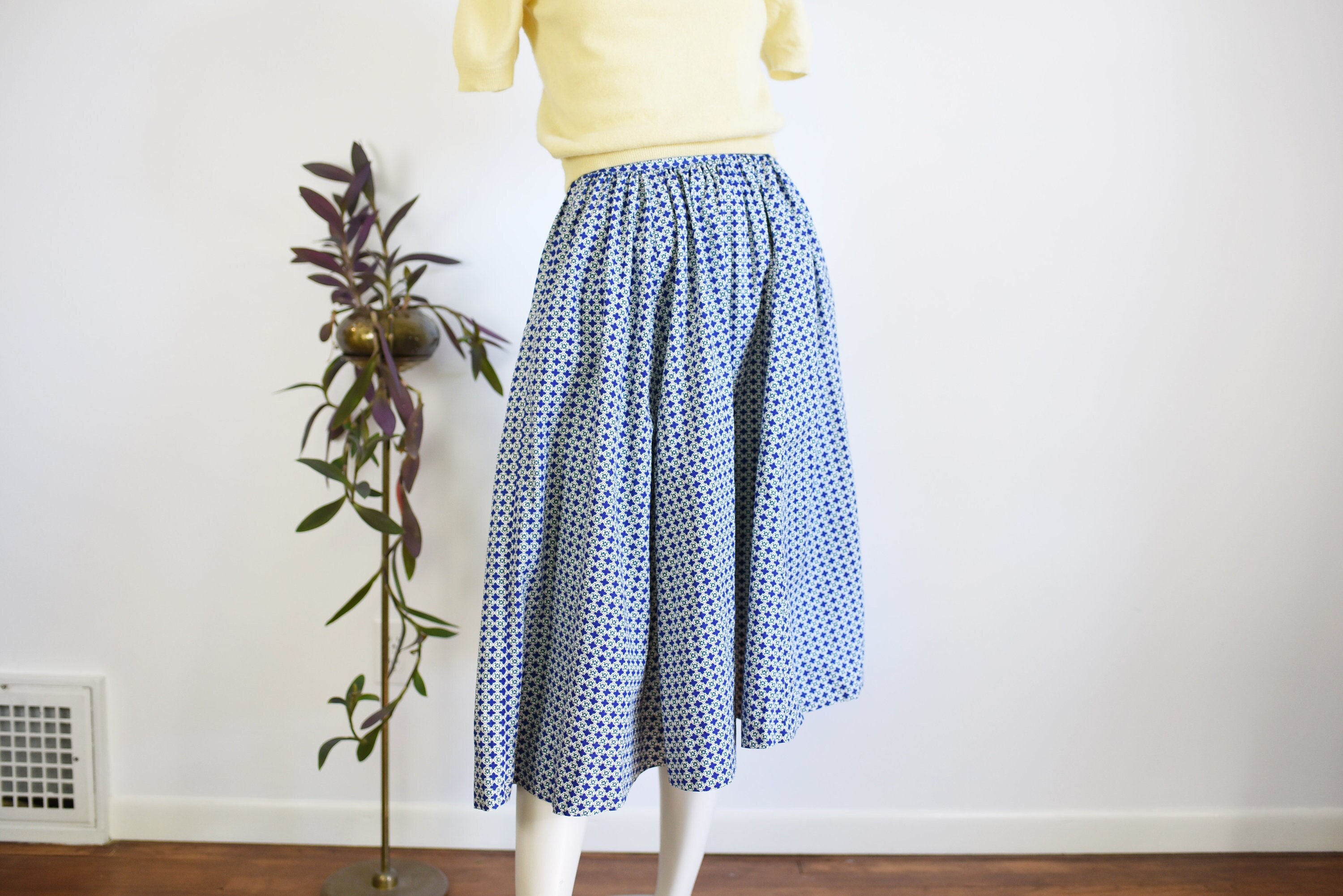 1950s Cotton Patterned Skirt - XXS