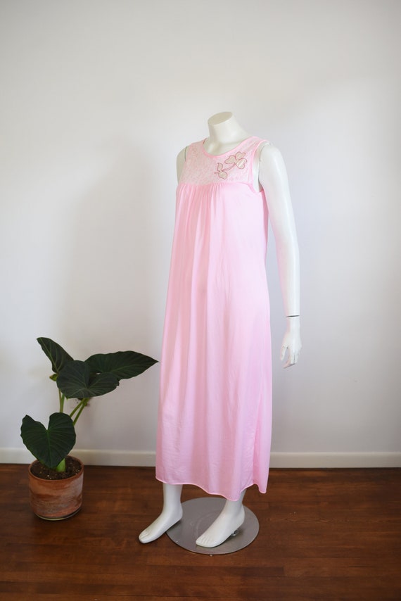 1960s Pink Clover Nightgown - S/M