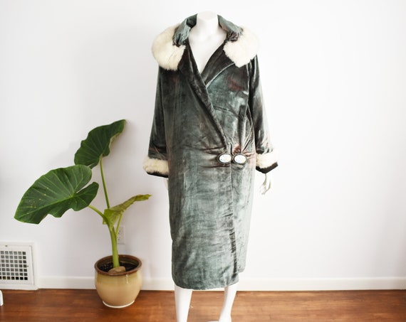 1920s Green Velvet Coat - M/L