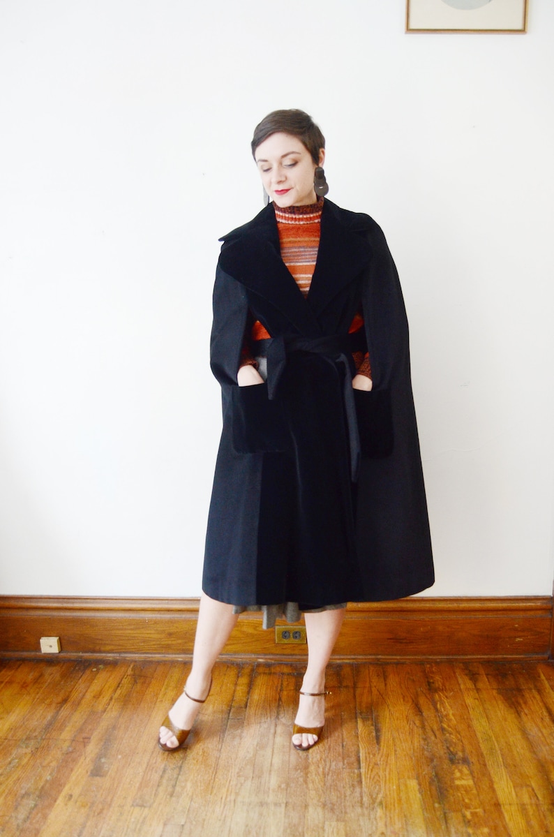 1970s Lilli Ann Mohair and Velvet Cape M