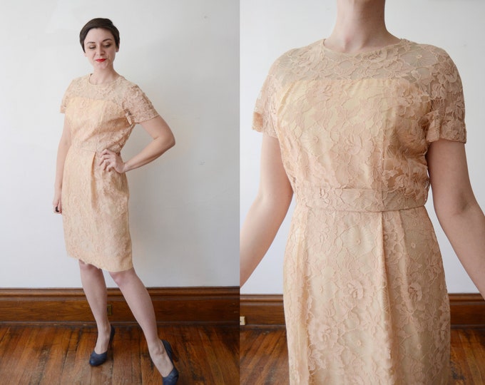 Spiderweb Lace 1960s Peach Dress - M