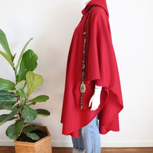 1980s Red Wool Coloratura Cape S/M/L/XL image 4