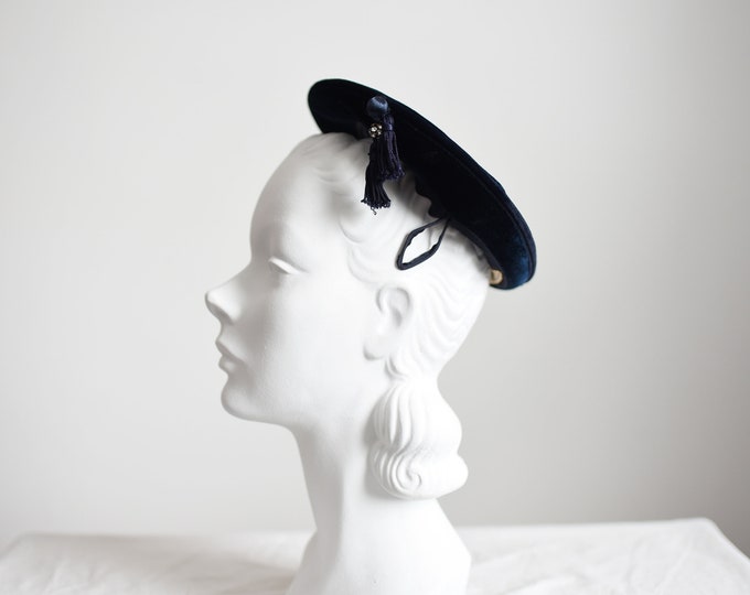 SALE 1950s Blue Velvet Hat