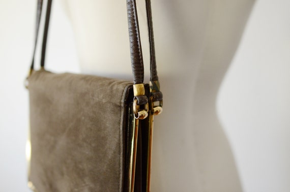 1970s Brown and Brass Purse - image 6