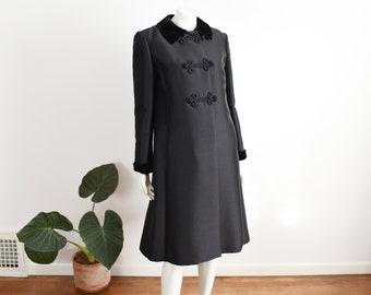 1960s Black Dress Coat with Frog Closures - M