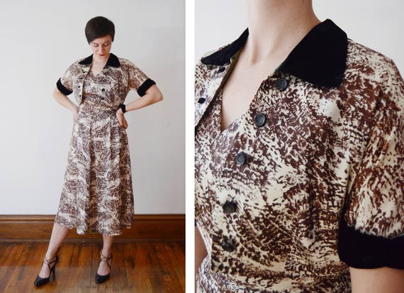 Early 1950s Brown and Cream Patterned Dress and Jacket Ensemble - S/M