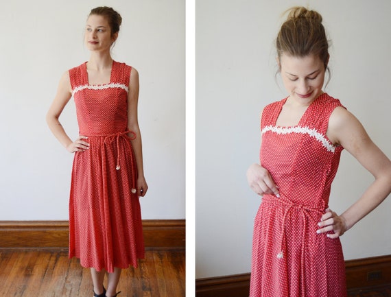 Early 1950s Red Swiss Dot Sundress with Daisy Trim - XS