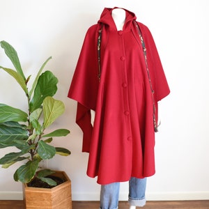 1980s Red Wool Coloratura Cape S/M/L/XL image 1