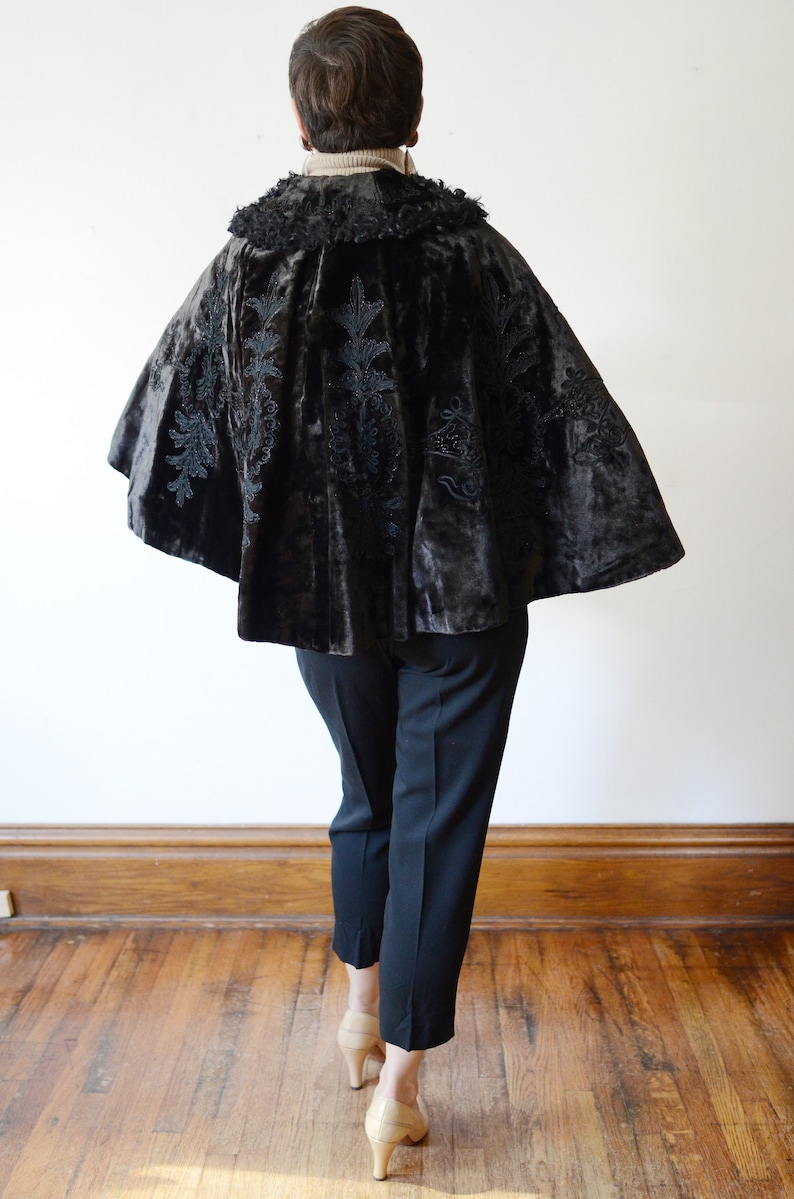 Edwardian Velvet and Curly Lamb Cape OSFM image 2