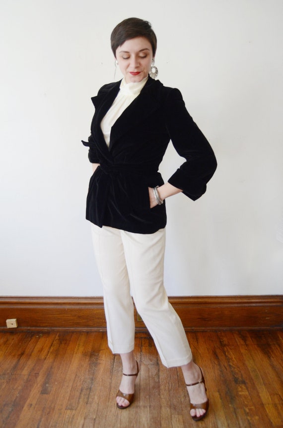 1970s Black Velvet Bonwit Teller Blazer - S/M