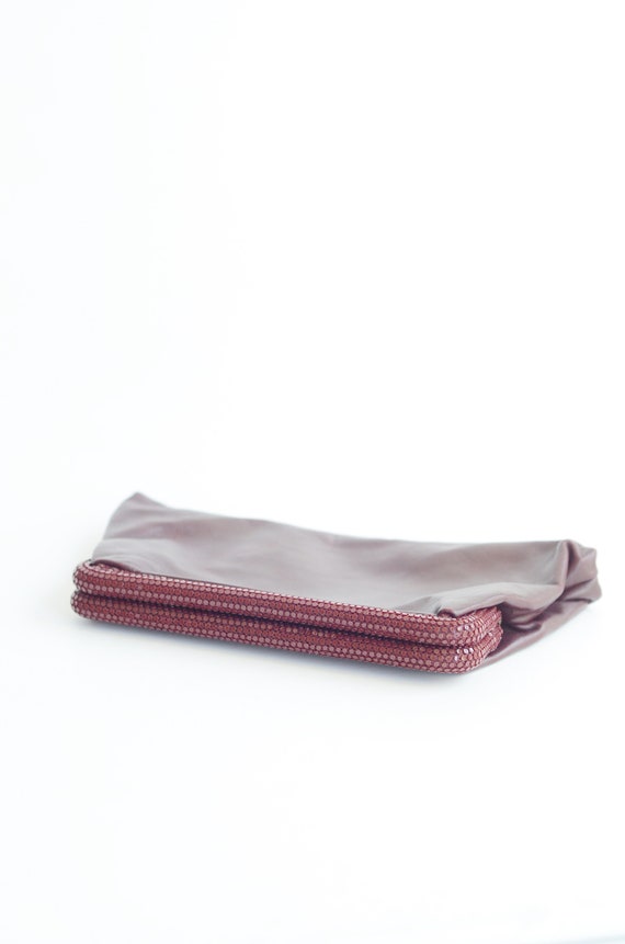 1970s Burgundy Leather Clutch - image 4