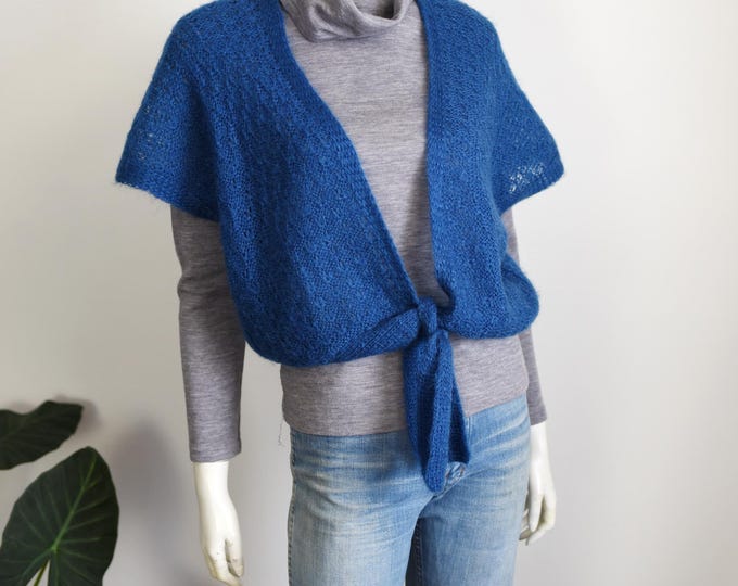 SALE 1980s Blue Sweater - L