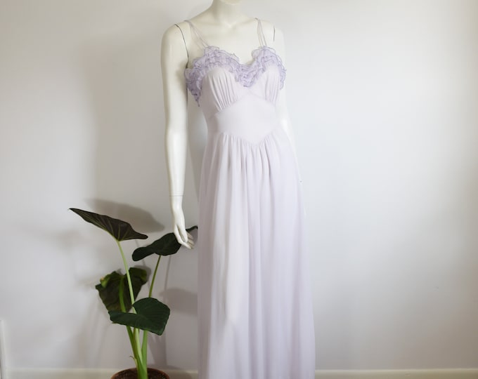1950s Purple Ruffle Nightgown - S