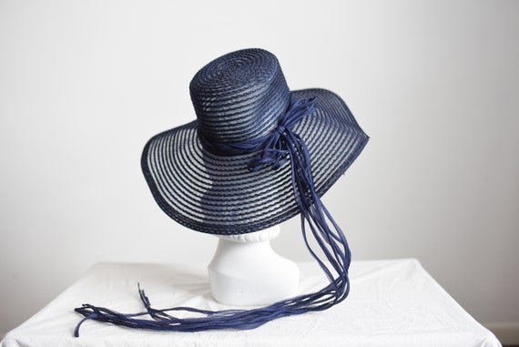 1970s Navy Sunhat with Fringe - image 7