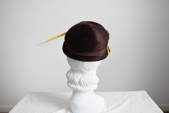 40s/50s Brown Cap with Yellow Feather - image 5