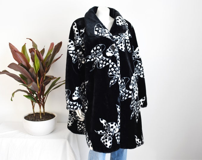 80s Bow Novelty Print Faux Fur Coat - XL