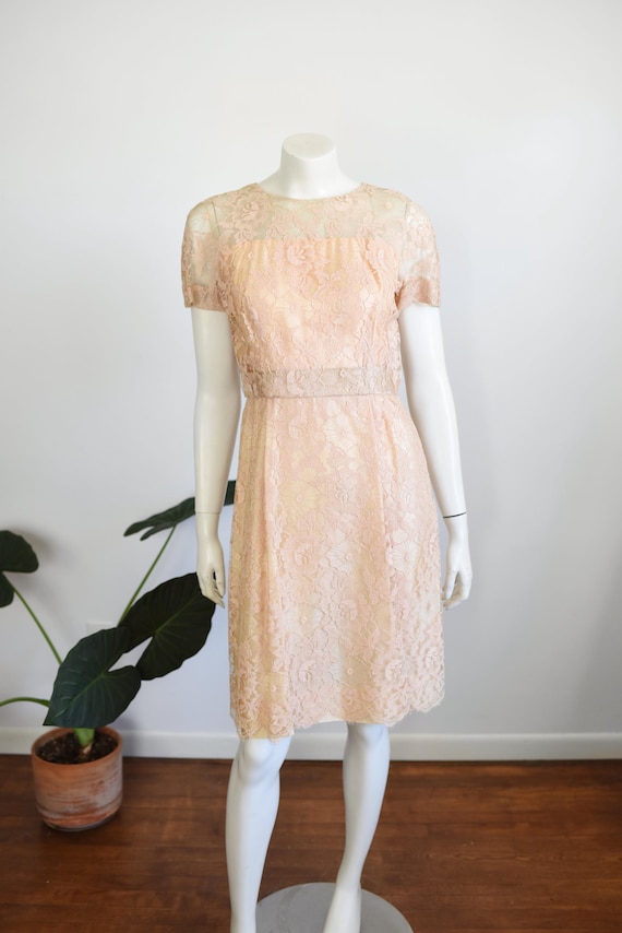 Spiderweb Lace 1960s Peach Dress - M