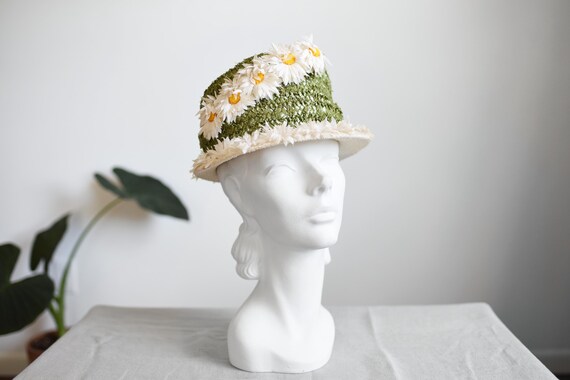 1960s Daisy Boater Hat
