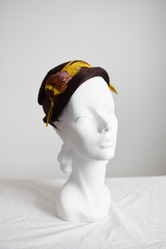 40s/50s Brown Cap with Yellow Feather - image 6