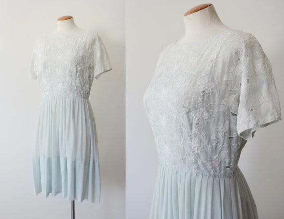 1960s L’Aiglon Eyelet Dress - M