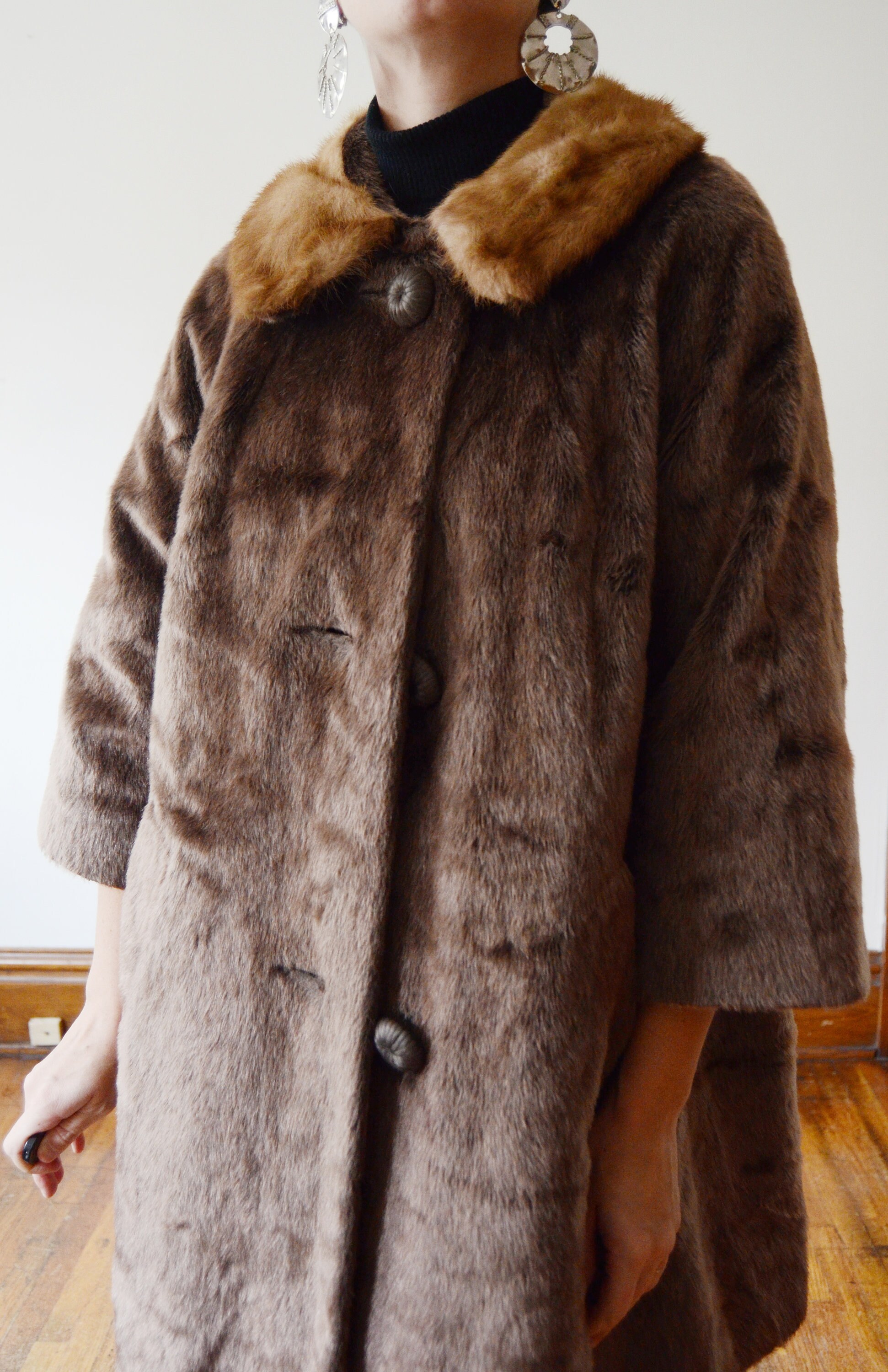 1950s/1960s Faux Fur Jacket with real Mink Collar - S/M