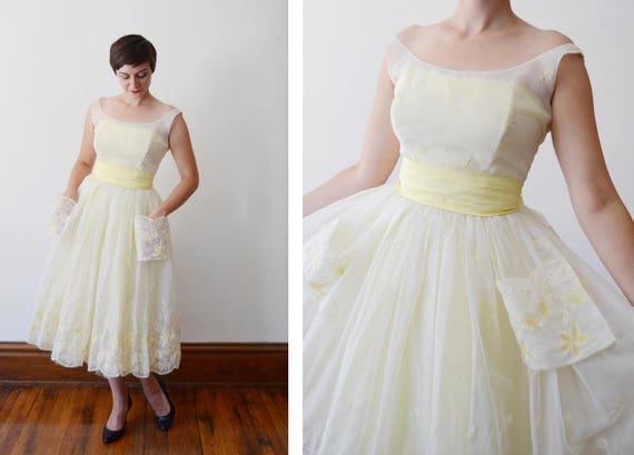 1950s White and Yellow Embroidered Dress - S