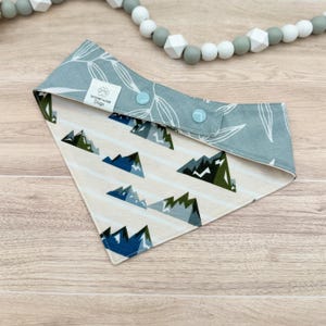 Boy Dog Reversible Bandana with Double Snaps – Leaf Print and Mountains – Spring Pet Accessory